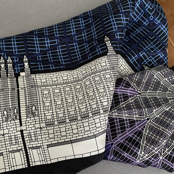 Special Edition Nicole Miller Silk Scarf/Wrap - Picture 6 of 7